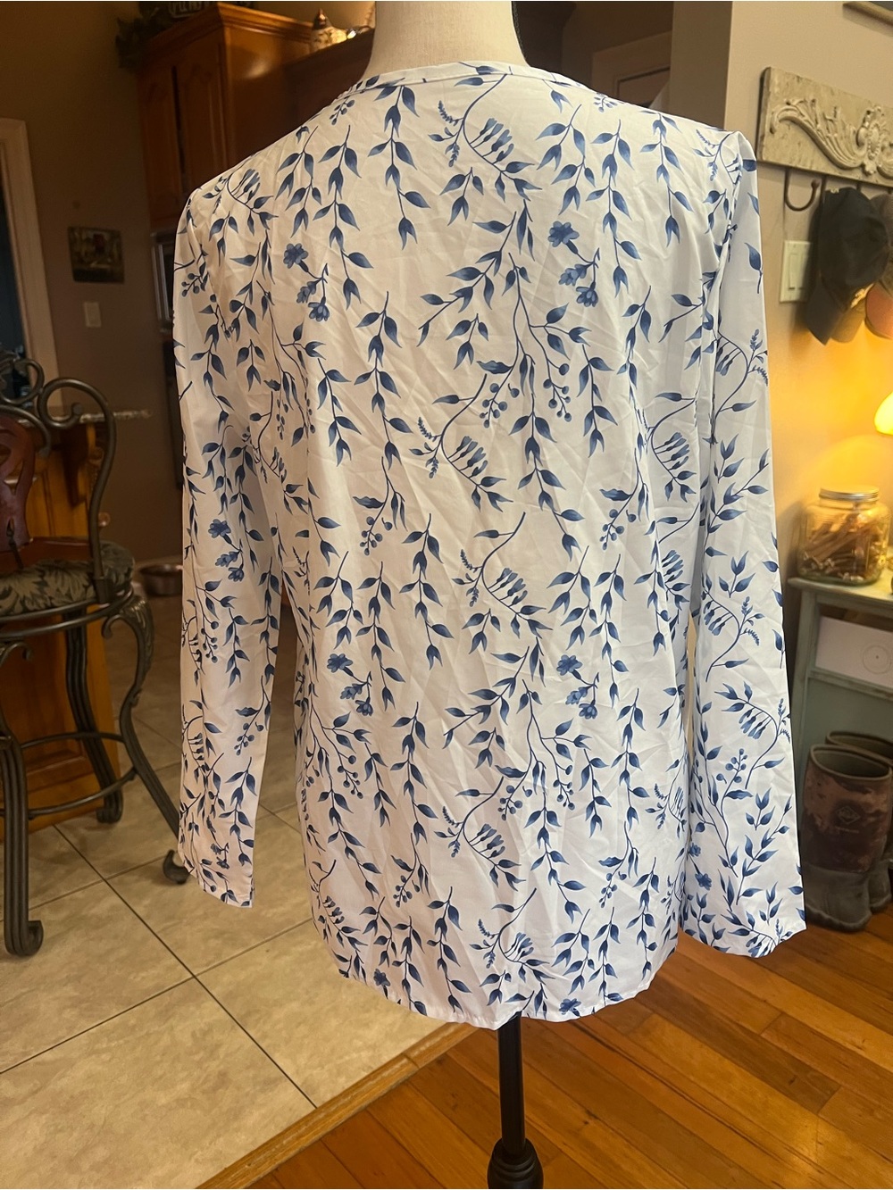 Cupshe White Blouse with Blue Botanical Print - Picture 3 of 5